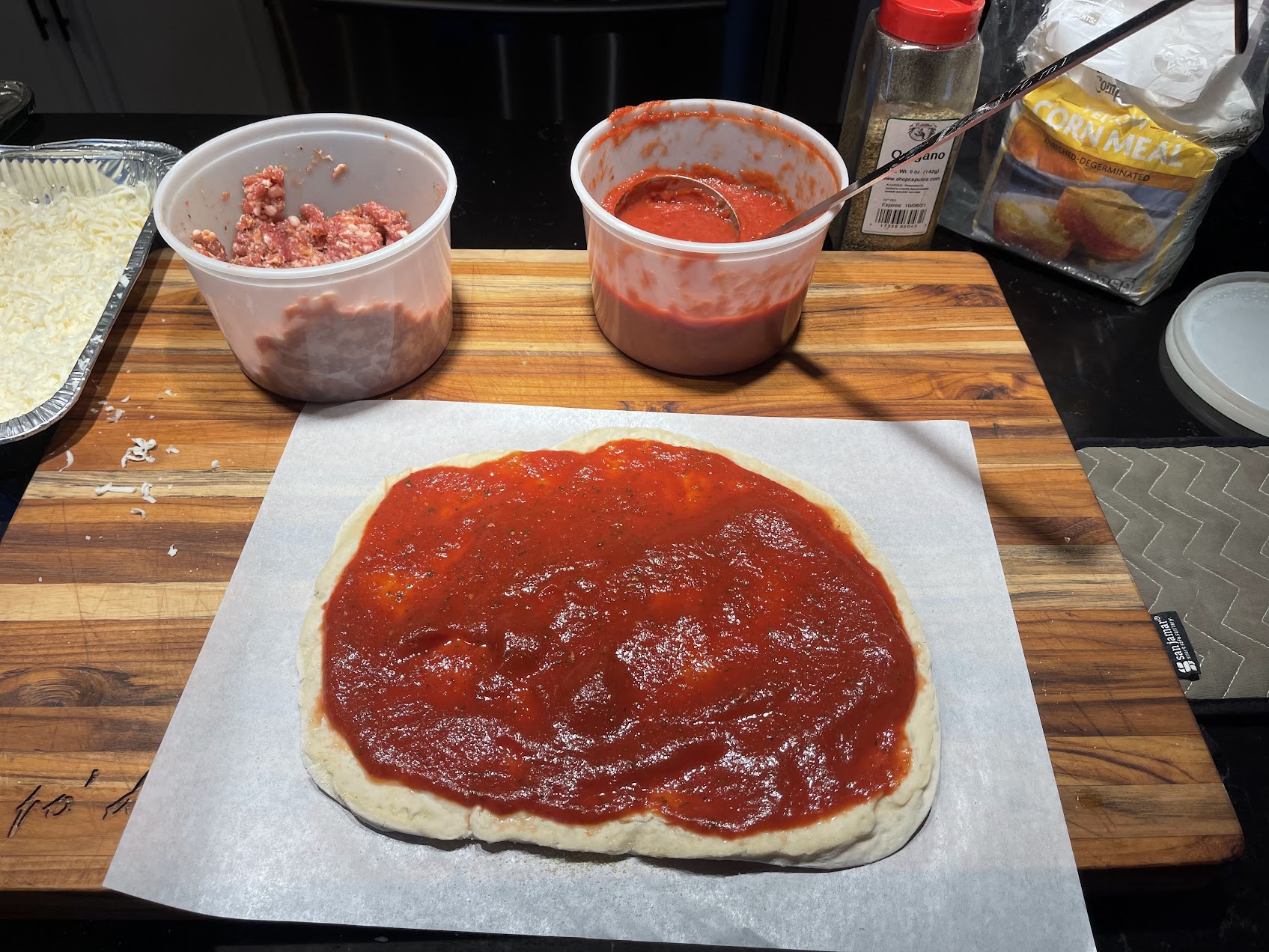 Chicago thin crust pizza dough and sauce